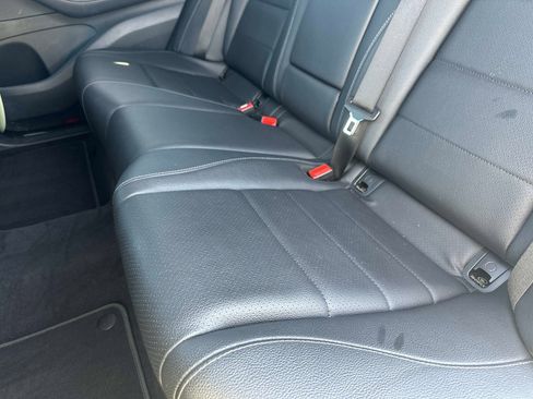 Certified 2022 Mercedes-Benz GLE 350 4MATIC image 13