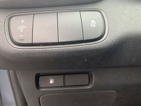 Used 2020 Kia Sorento L image 25