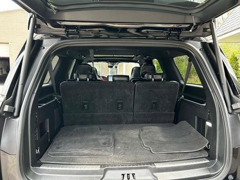 Used 2019 Lincoln Navigator L Reserve image 13