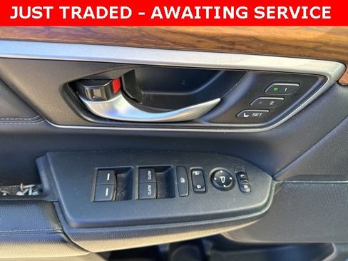 Used 2017 Honda CR-V Touring image 13