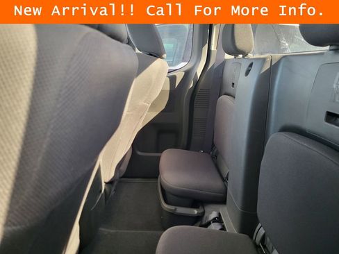 Used 2019 Nissan Frontier S image 10