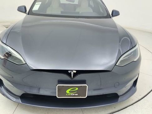 Used 2022 Tesla Model S Base image 8