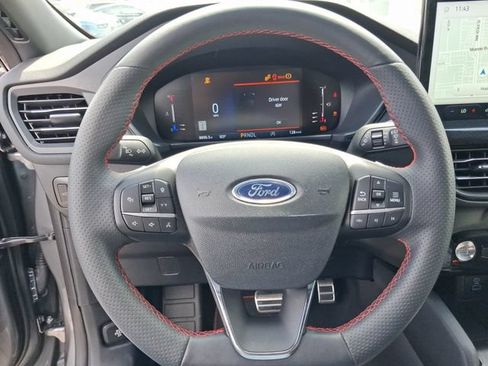 Used 2023 Ford Escape ST-Line w/ Tech Pack #1 FWD image 15