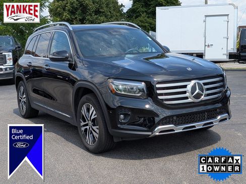 Used 2025 Mercedes-Benz GLB 250 4MATIC image 1