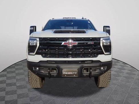 Used 2025 Chevrolet Silverado 2500 ZR2 w/ ZR2 Bison Edition image 5