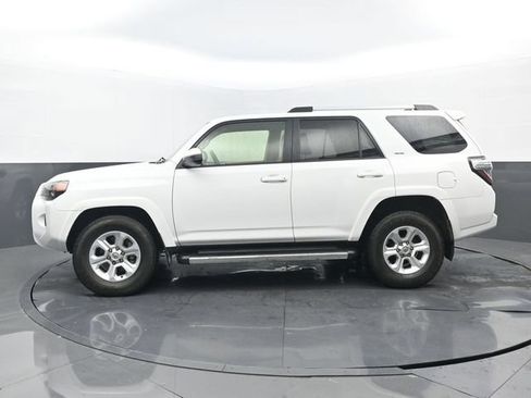 Used 2021 Toyota 4Runner SR5 RWD image 7