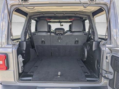 Used 2021 Jeep Wrangler Unlimited Rubicon image 6