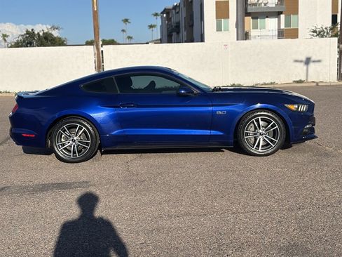 Used 2016 Ford Mustang GT image 3