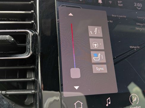 Used 2024 Dodge Durango GT RWD image 24