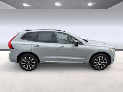 Certified 2024 Volvo XC60 B5 Plus w/ Protection Package Premier AWD/4WD image 8