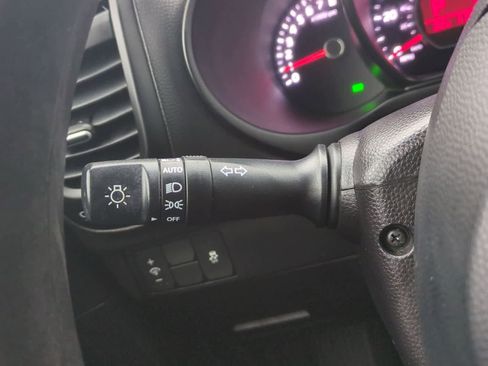 Used 2019 Kia Soul w/ Convenience Package FWD image 25