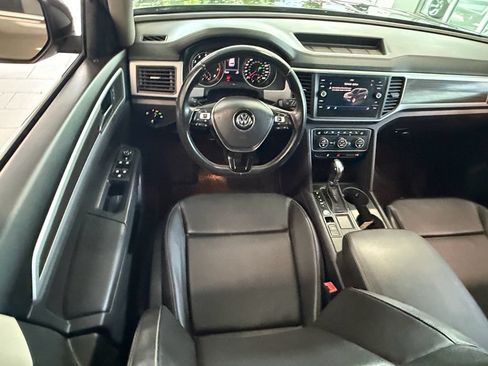 Used 2019 Volkswagen Atlas SE w/ Towing Package FWD image 11
