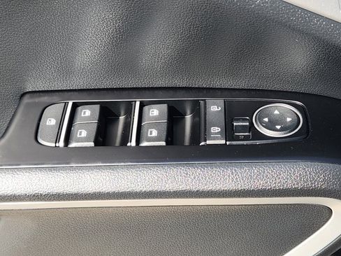 Certified 2025 Kia Soul S image 25