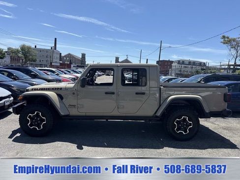 Used 2020 Jeep Gladiator Rubicon AWD/4WD image 7