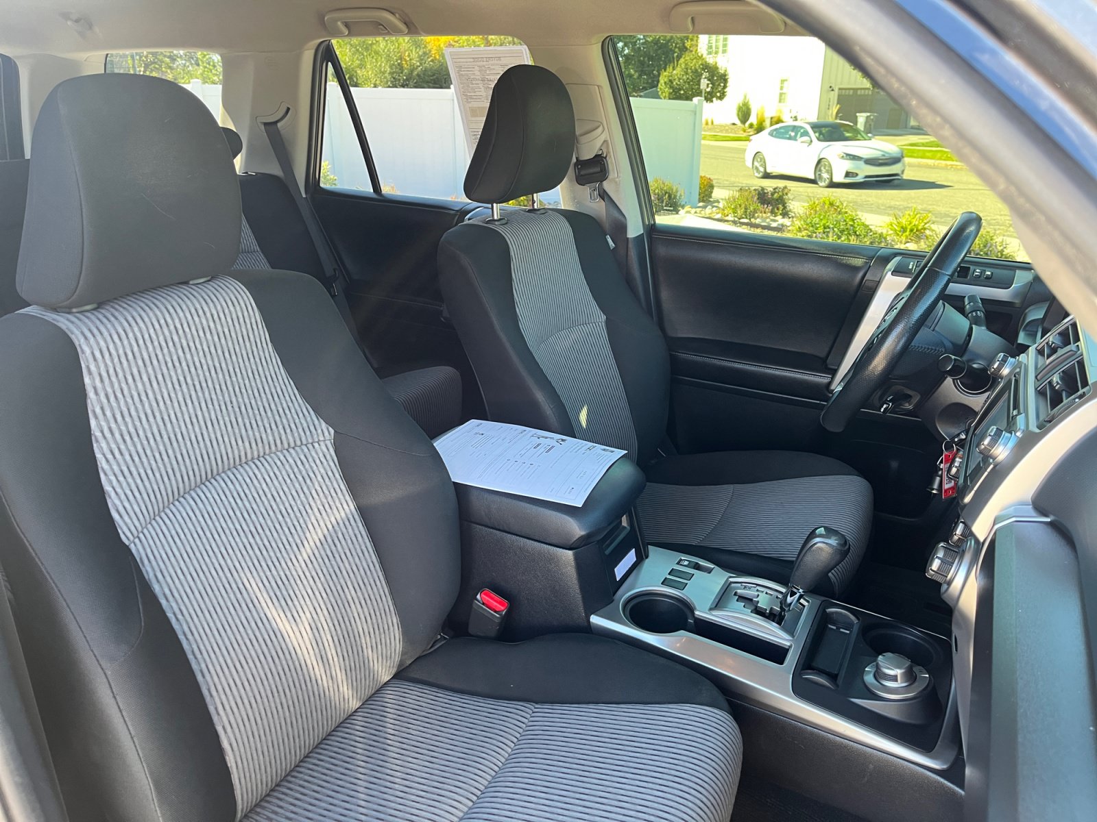 Used 2016 Toyota 4Runner SR5 AWD/4WD image 19