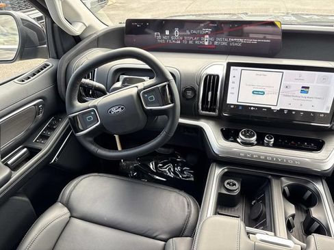 New 2027 Ford Expedition Platinum w/ Driver's Package AWD/4WD image 13