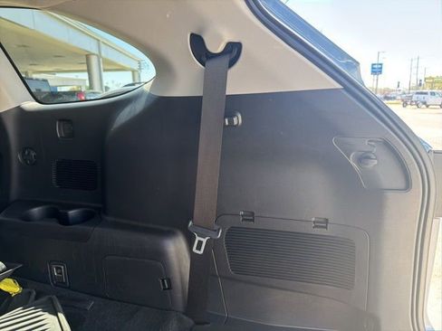 Used 2023 Toyota Highlander XLE FWD image 26