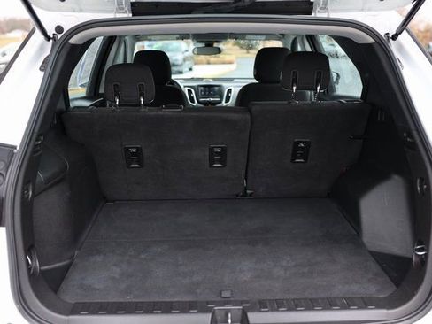 Used 2019 Chevrolet Equinox LS image 8