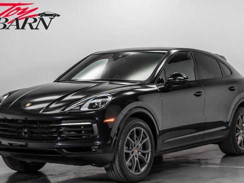Used 2022 Porsche Cayenne S image 1