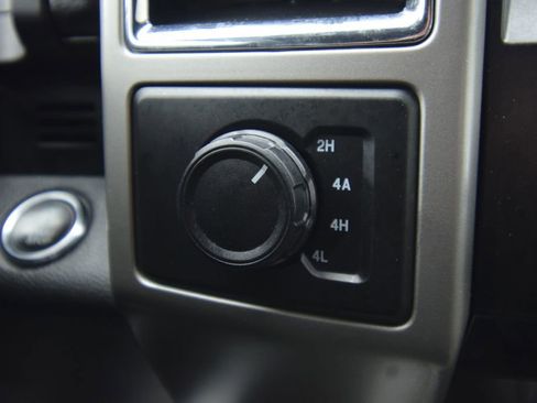 Used 2016 Ford F150 Lariat image 35