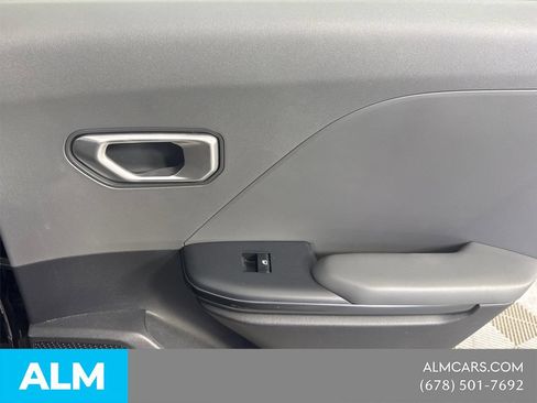 Used 2025 Kia K4 FWD image 19