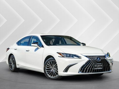 Used 2022 Lexus ES 300h w/ Premium Package FWD image 1
