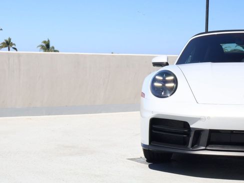 Certified 2025 Porsche 911 Carrera RWD image 13