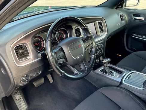 Certified 2022 Dodge Charger GT image 12