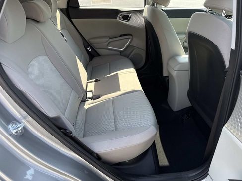 Used 2023 Kia Soul LX FWD image 20