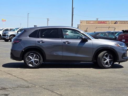 Used 2024 Honda HR-V EX-L image 3