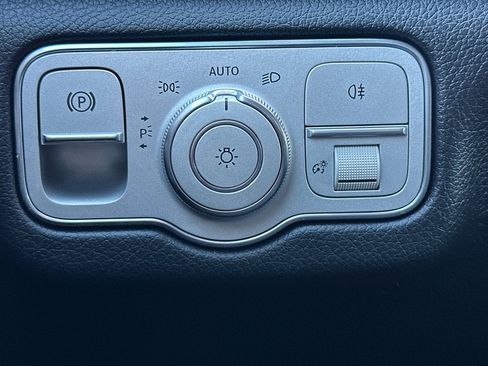 Certified 2022 Mercedes-Benz GLE 350 image 32