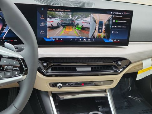 New 2026 BMW 330i Sedan w/ Convenience Package RWD image 26