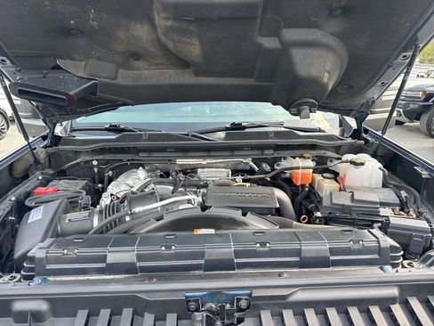 Used 2021 Chevrolet Silverado 2500 LTZ w/ LTZ Plus Package image 40