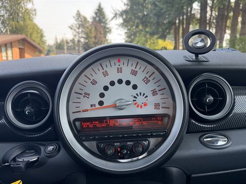 Used 2012 MINI Cooper S image 21