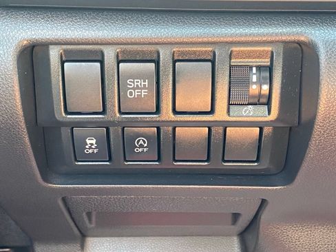 Used 2023 Subaru Forester AWD/4WD image 24