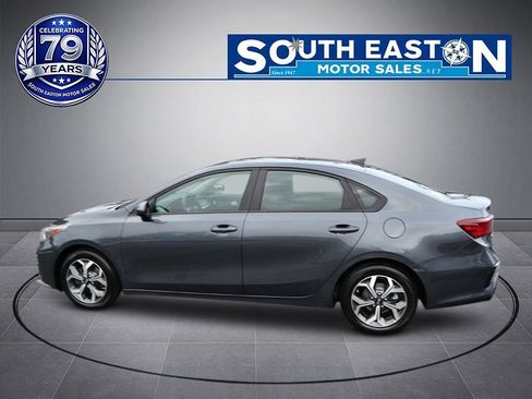 Used 2021 Kia Forte LXS FWD image 8