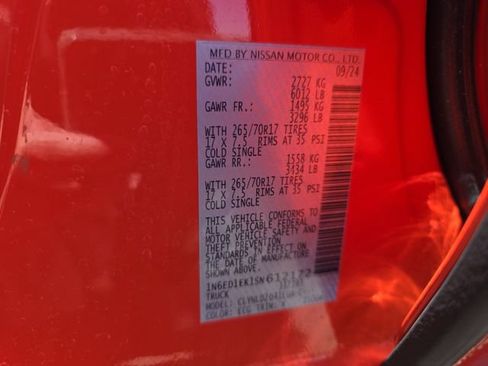 Used 2025 Nissan Frontier PRO-4X w/ Pro Convenience Package AWD/4WD image 9