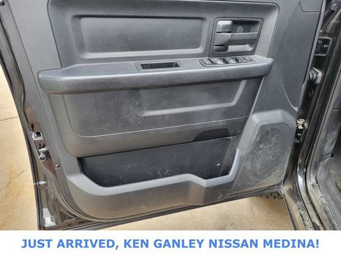 Used 2015 RAM 1500 Express AWD/4WD image 15