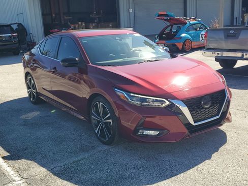 Certified 2021 Nissan Sentra SR w/ SR Premium Package image 3