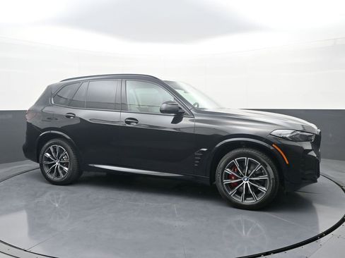 New 2026 BMW X5 xDrive50e w/ Executive Package AWD/4WD image 3