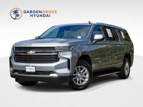 Used 2024 Chevrolet Suburban LT AWD/4WD image 1