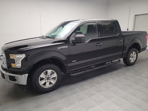 Used 2017 Ford F150 XLT RWD image 2