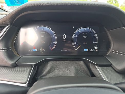 Certified 2025 Jeep Grand Cherokee Laredo X image 26