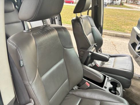Used 2012 Honda Odyssey EX-L image 37