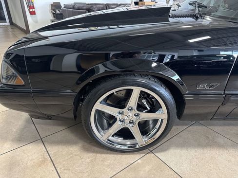 Used 1988 Ford Mustang LX image 19