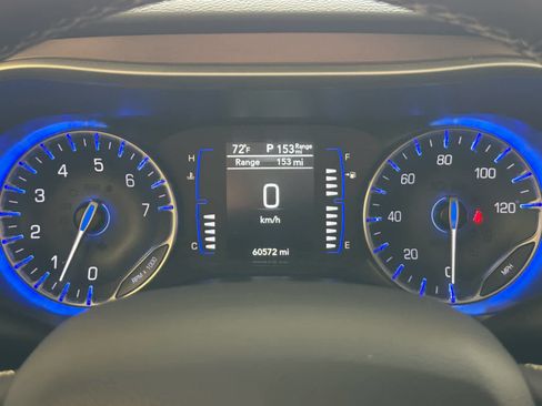 Used 2023 Chrysler Voyager LX FWD image 40