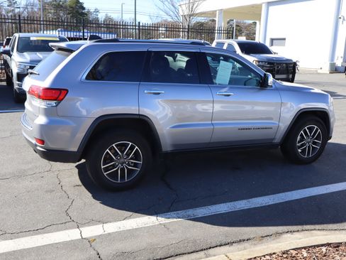 Used 2020 Jeep Grand Cherokee Limited image 11
