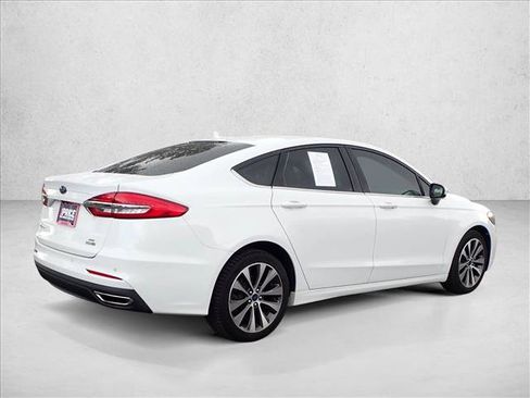 Used 2020 Ford Fusion SE AWD/4WD image 4