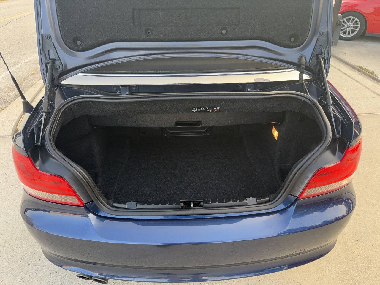 Used 2013 BMW 128i Convertible RWD image 16