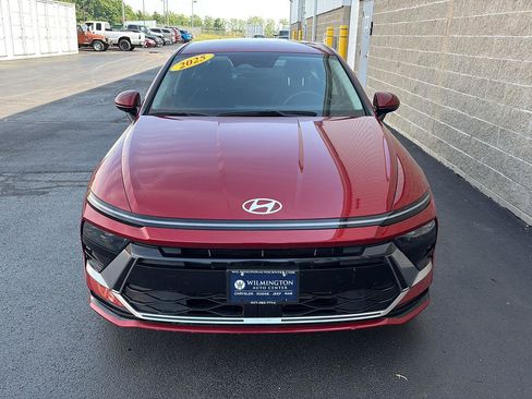 Used 2025 Hyundai Sonata SEL FWD image 42